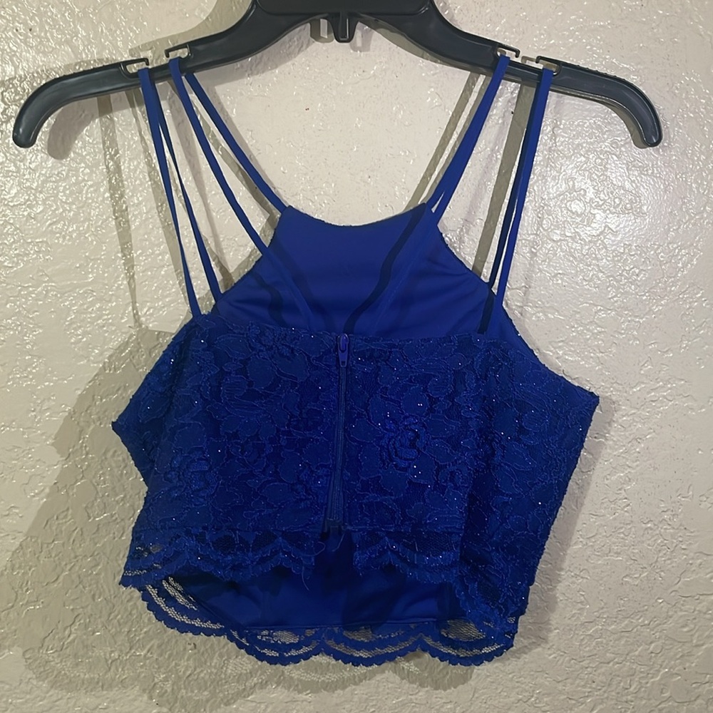 2 piece set - Picture 2 of 5